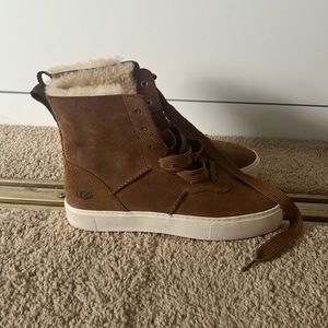 UGG BEVEN CHESTNUT SNEAKERS - WOMEN'S